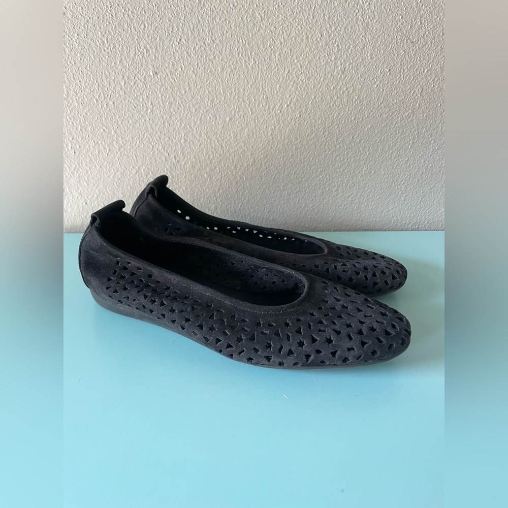 ARCHE Womens Black Cut Out Comfort Lilly Round Toe Slip On Leather Ballet Flats